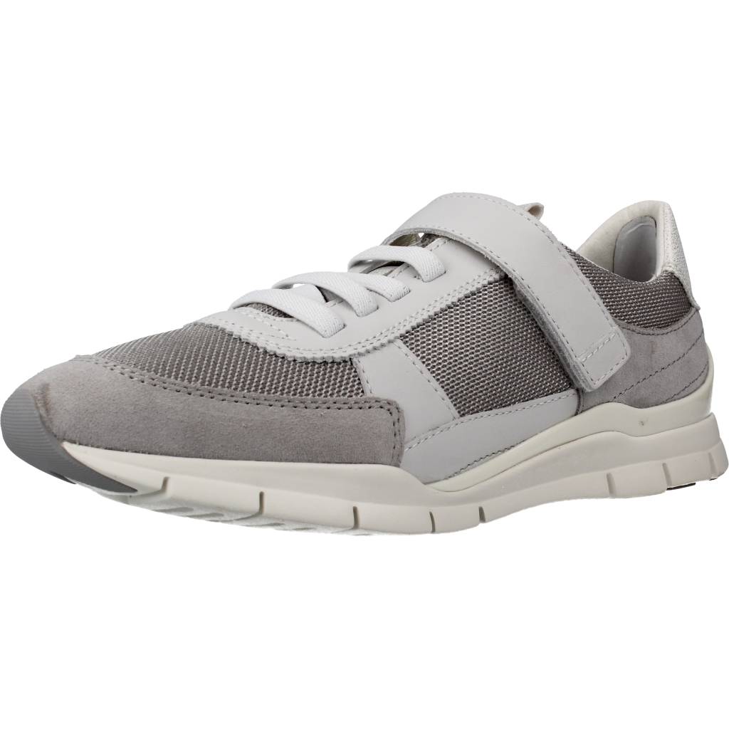 Sneaker  D SUKIE A 118739 bianco